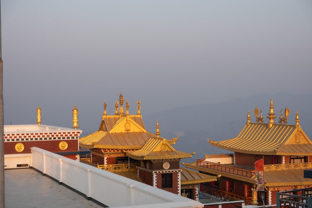 Village Adventures 3 Tage Klosterleben: Übernachtung bei Mönchen in Namobuddha