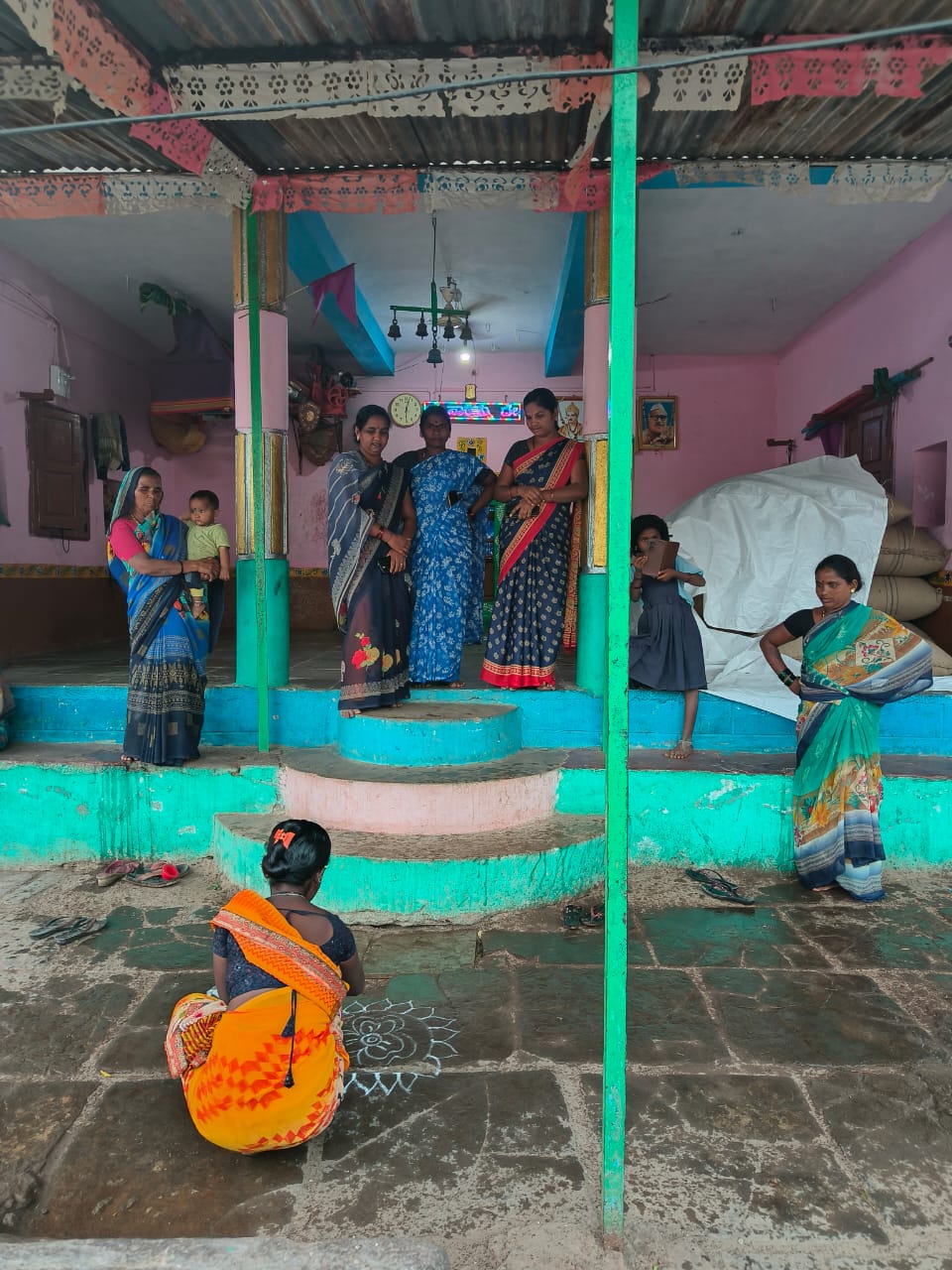 Village Adventures Badami: Zu Besuch bei den indigenen Weberfamilien